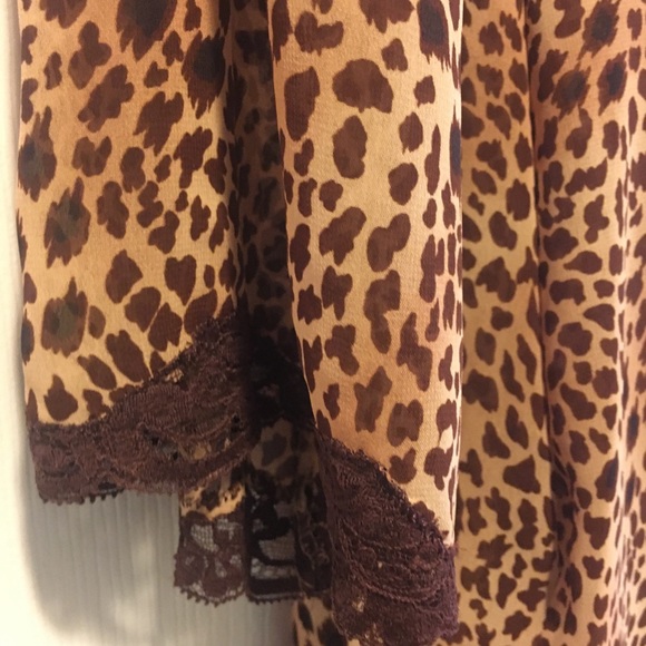 Leopard Robe Oscar de la Renta - Picture 5 of 8